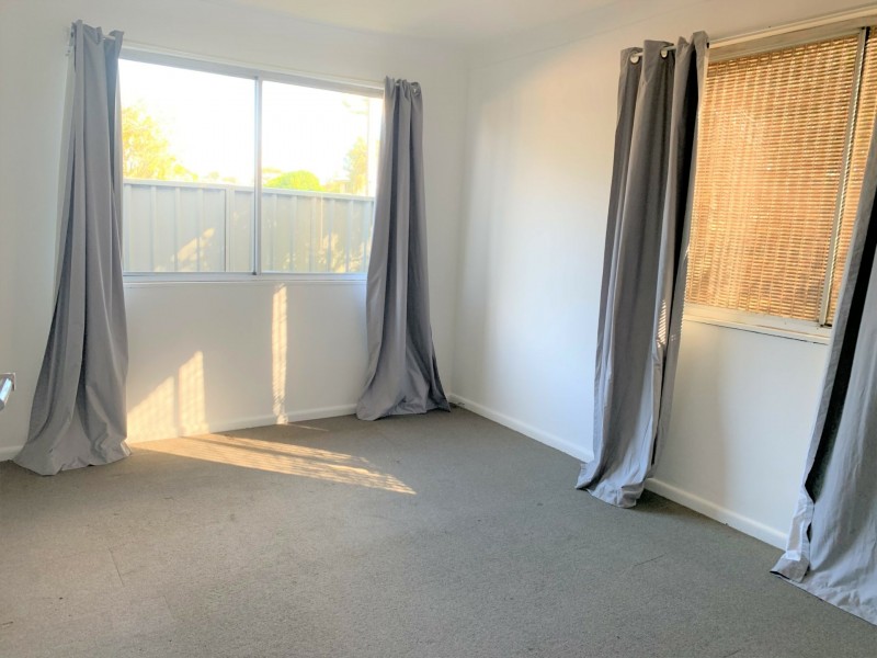 42 Flinders Avenue, Killarney Vale NSW 2261