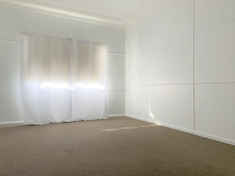 42 Flinders Avenue, Killarney Vale NSW 2261