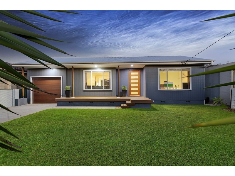 26 Hume Boulevard, Killarney Vale NSW 2261