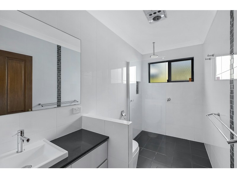 7 Lucinda Ave, Killarney Vale NSW 2261