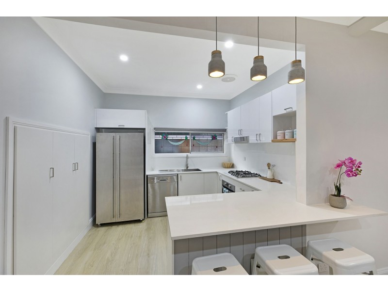 125 Hume Boulevard, Killarney Vale NSW 2261