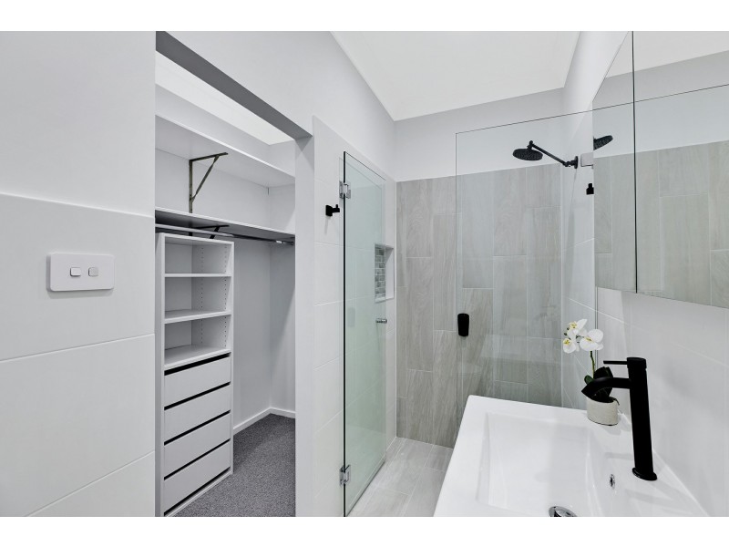 125 Hume Boulevard, Killarney Vale NSW 2261