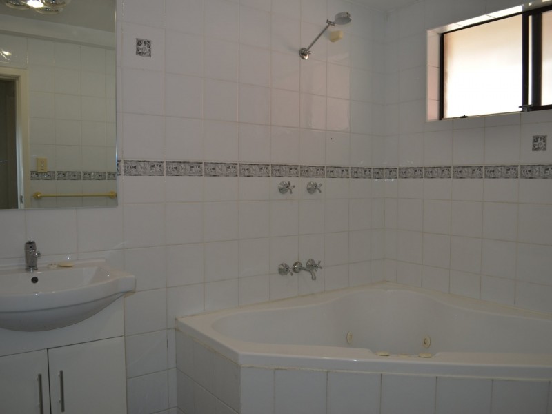 2 Graham St, Long Jetty NSW 2261