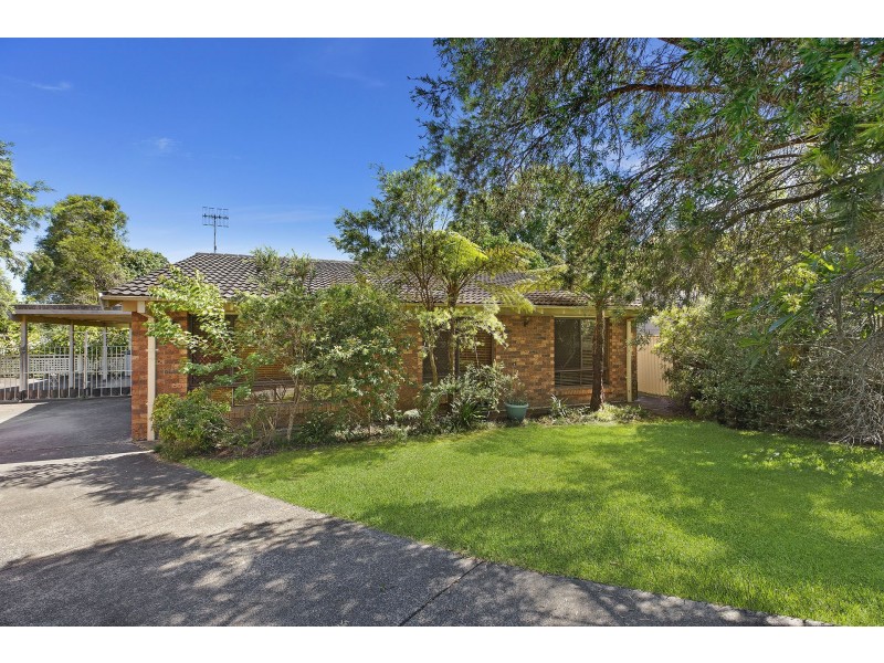 5 Ronda Close, Berkeley Vale NSW 2261