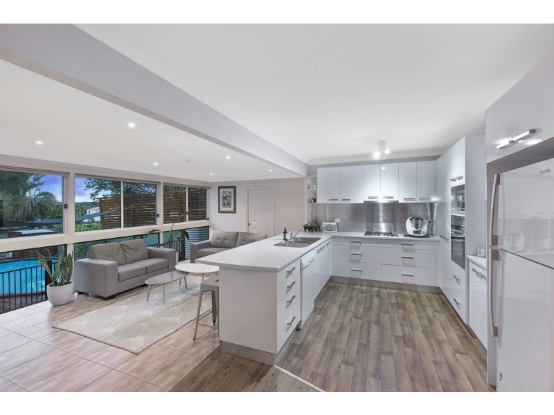 66 Brooke Avenue, Killarney Vale NSW 2261