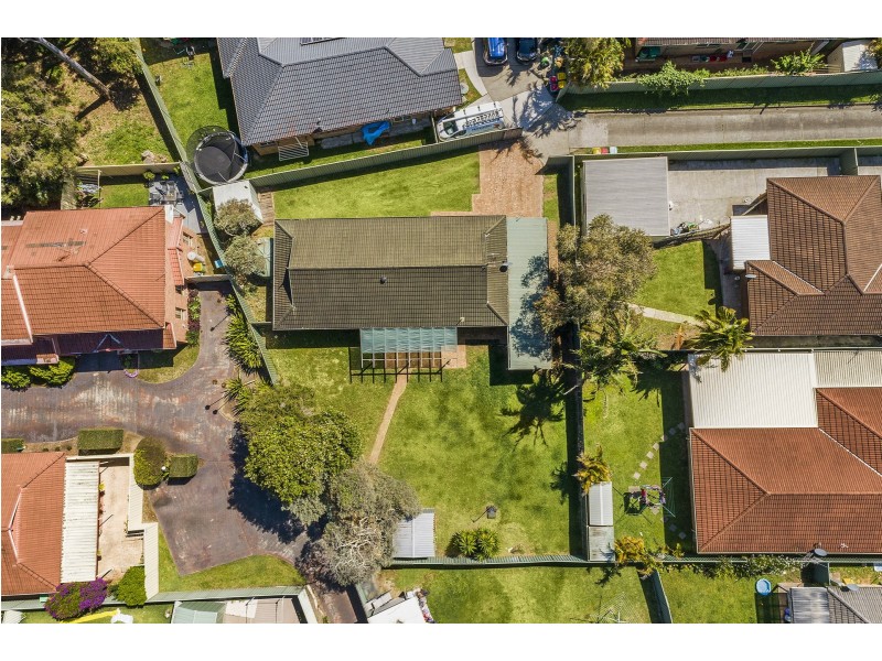 41 Lorraine Ave, Berkeley Vale NSW 2261
