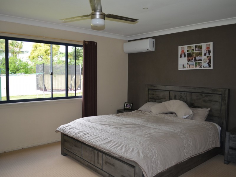 26 Blenheim Ave, Berkeley Vale NSW 2261