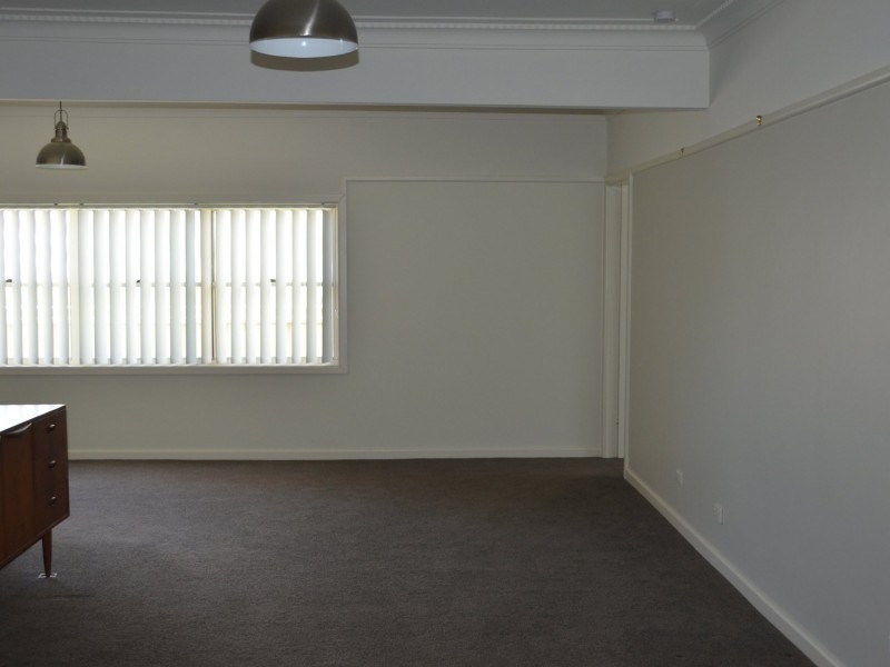 17 Killarney Street, Killarney Vale NSW 2261