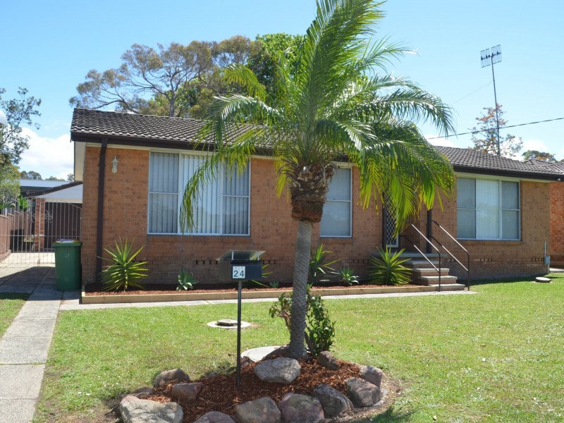 24 Sierra Ave, Bateau Bay NSW 2261