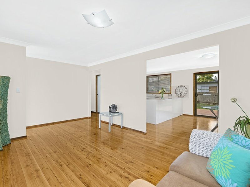 42 Seawind Terrace, Berkeley Vale NSW 2261