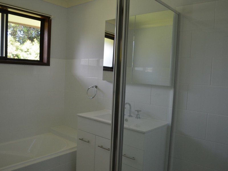 6 Cara Street, Killarney Vale NSW 2261