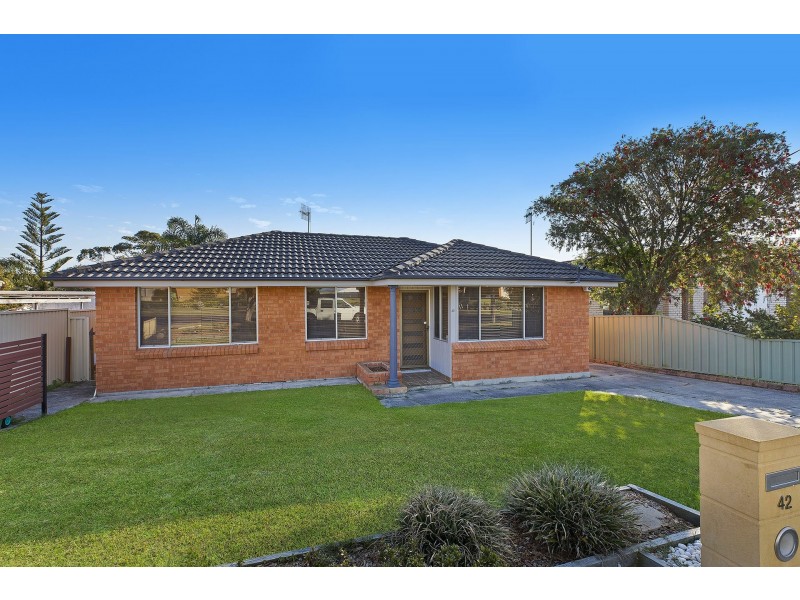 42 Robertson Road, Killarney Vale NSW 2261