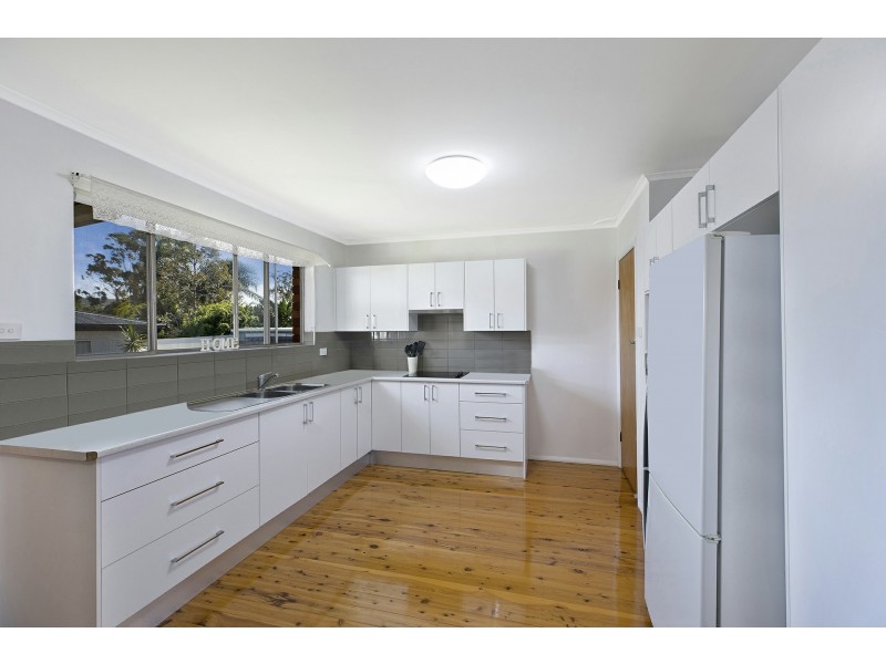 6 Yimbala Street, Killarney Vale NSW 2261