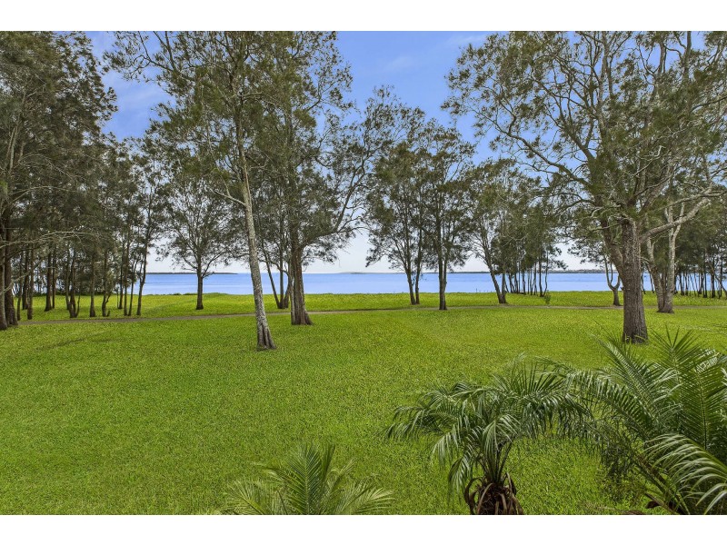 21 The Peninsula, Killarney Vale NSW 2261