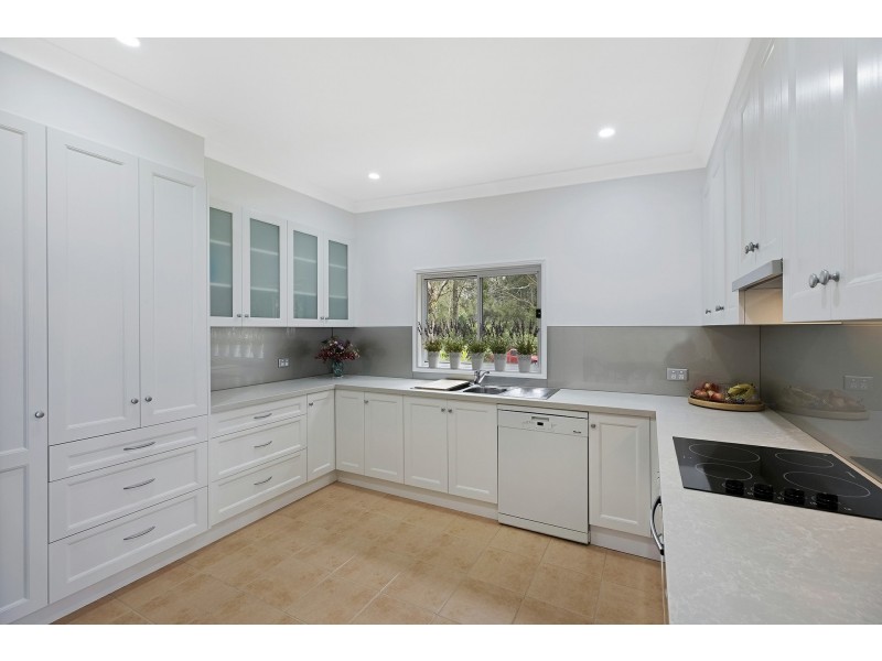 21 The Peninsula, Killarney Vale NSW 2261