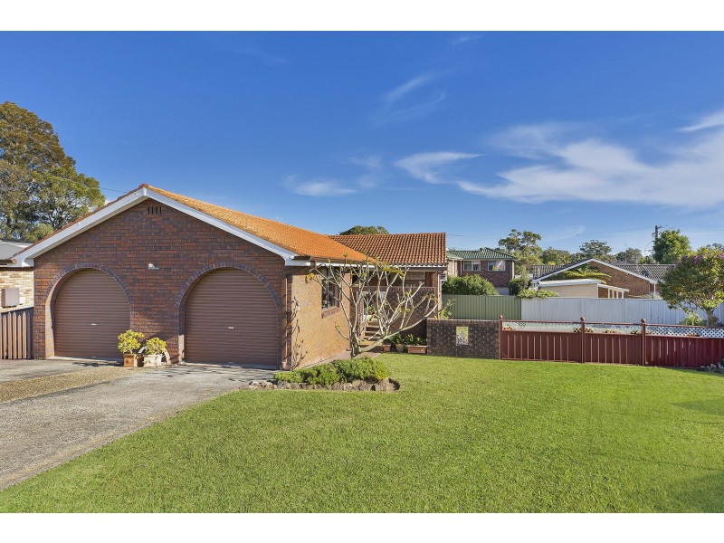 8 Waikiki Close, Killarney Vale NSW 2261