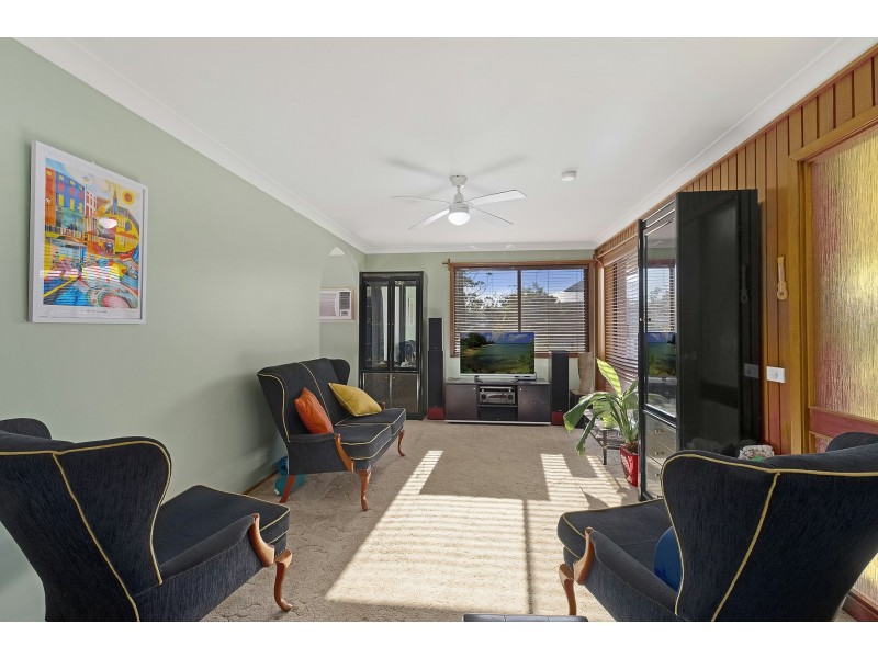 8 Waikiki Close, Killarney Vale NSW 2261