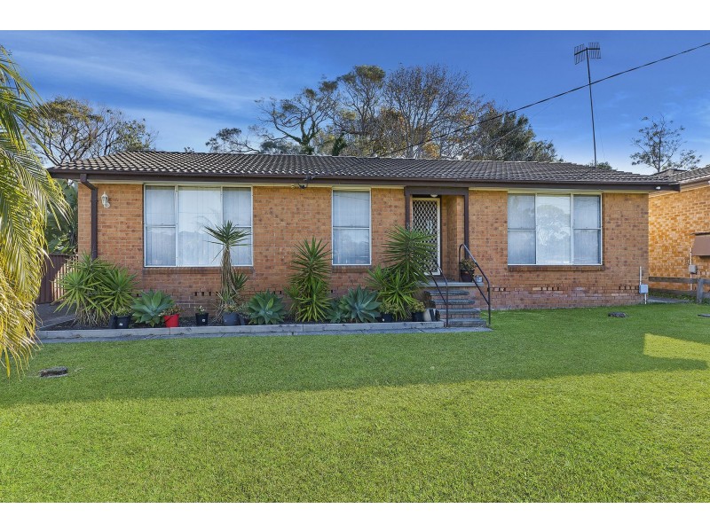 24 Sierra Avenue, Bateau Bay NSW 2261