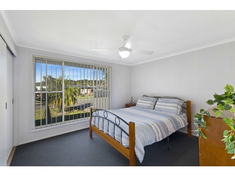 24 Sierra Avenue, Bateau Bay NSW 2261