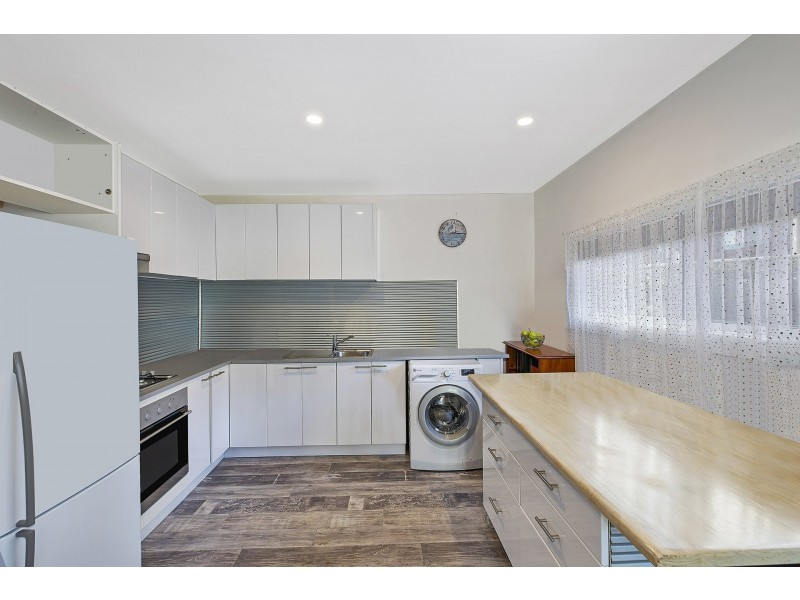 62 Thomas Mitchell Road, Killarney Vale NSW 2261