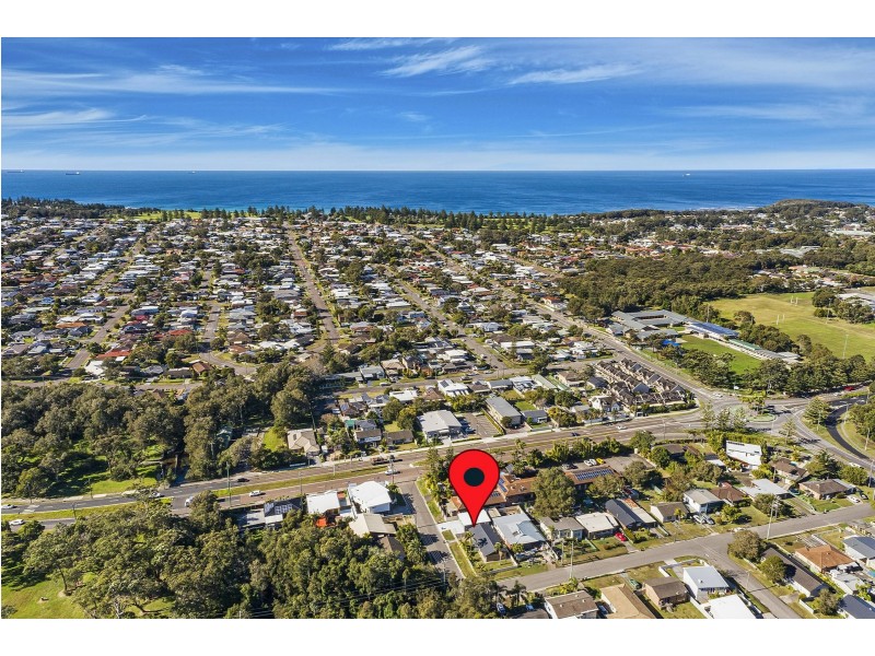 2 Graham Street, Long Jetty NSW 2261