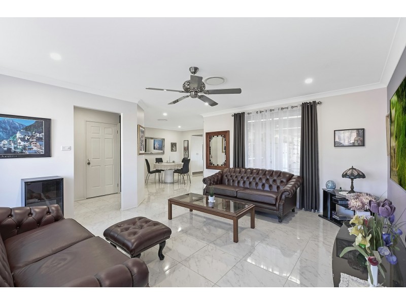 17 Monica Grove, Mardi NSW 2259