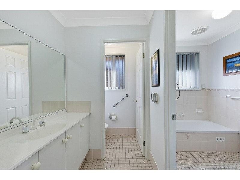 17 Monica Grove, Mardi NSW 2259