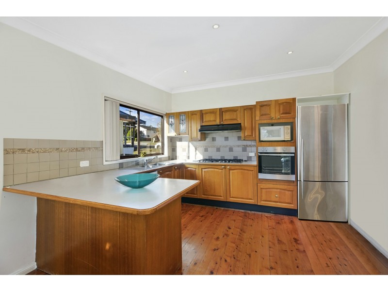 25 Cornish Avenue, Killarney Vale NSW 2261