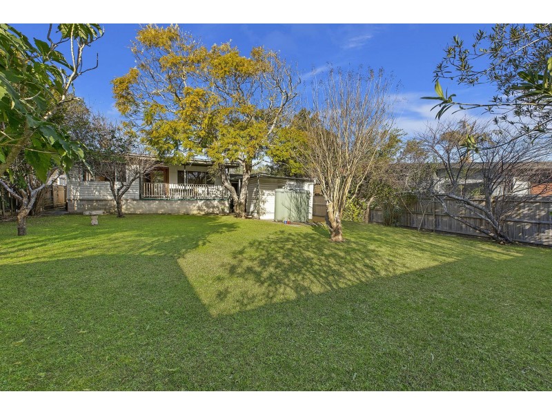 25 Cornish Avenue, Killarney Vale NSW 2261