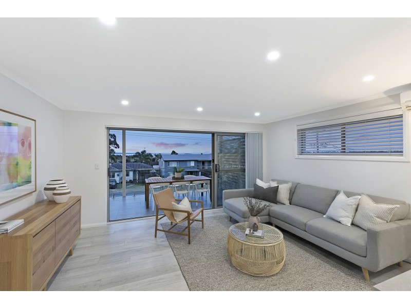 8 Torres Street, Killarney Vale NSW 2261