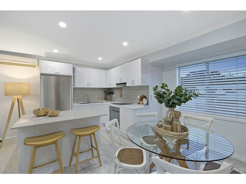 8 Torres Street, Killarney Vale NSW 2261