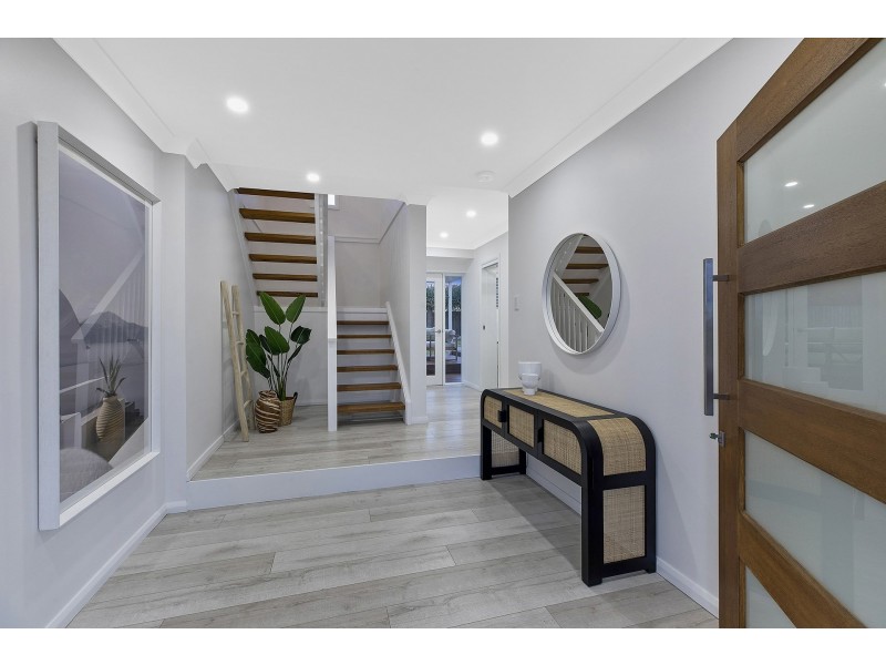 8 Torres Street, Killarney Vale NSW 2261