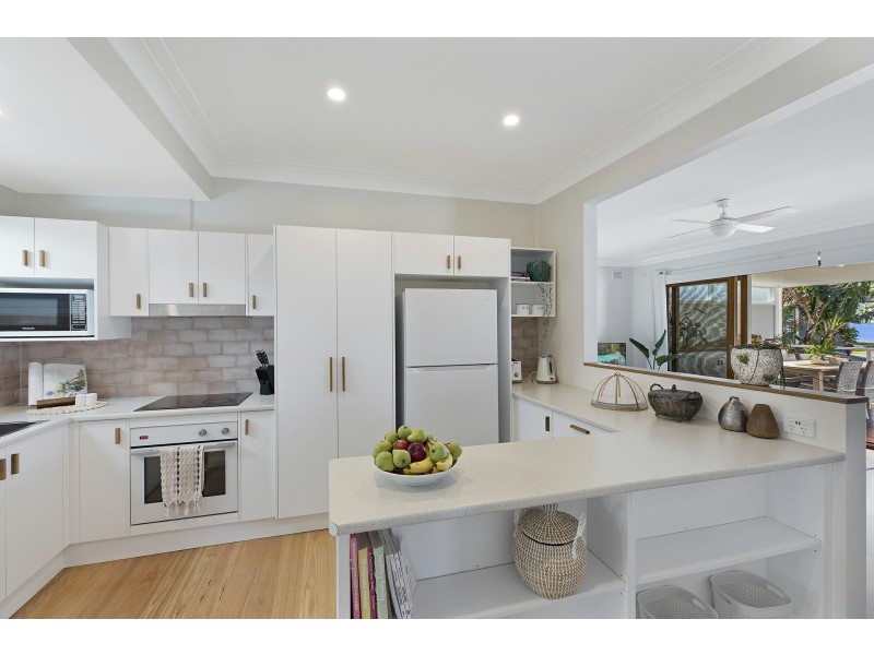 22 Lucinda Avenue, Killarney Vale NSW 2261