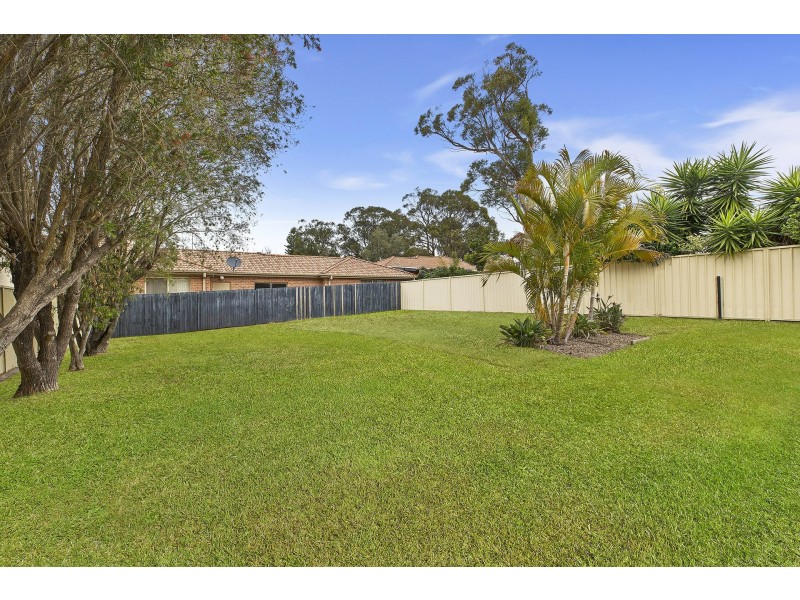 8 East Street, Killarney Vale NSW 2261