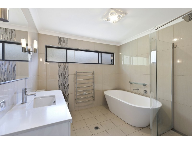 31 Lushington Street, East Gosford NSW 2250