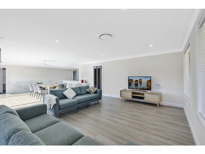 3 Tesoriero Tce, Tumbi Umbi NSW 2261