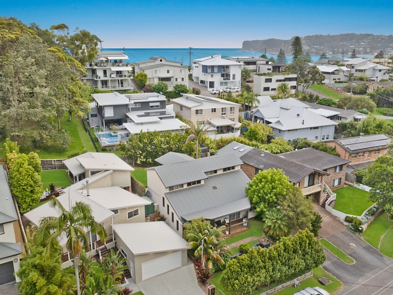 44 Surf Rider Avenue, North Avoca NSW 2260