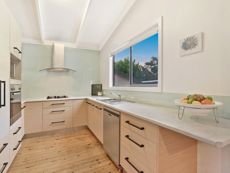 44 Surf Rider Avenue, North Avoca NSW 2260