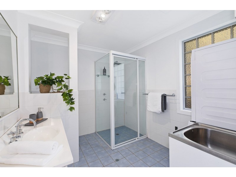 44 Surf Rider Avenue, North Avoca NSW 2260