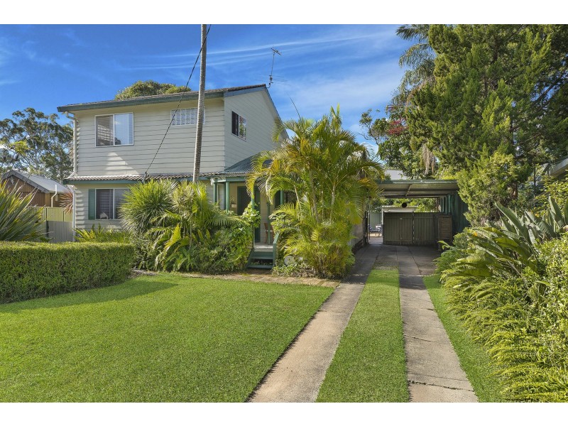 6 Brenda Crescent, Tumbi Umbi NSW 2261