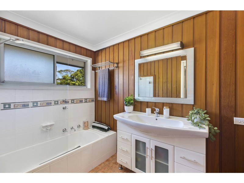 26 Aubrey Street, Killarney Vale NSW 2261