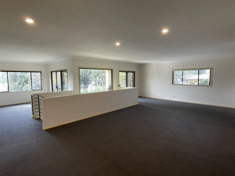 19 Trelawney Street, Killarney Vale NSW 2261