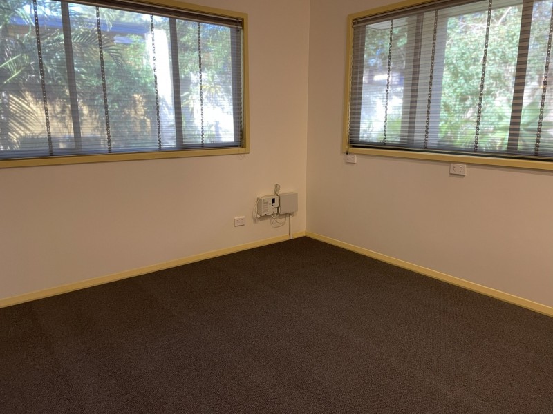 19 Trelawney Street, Killarney Vale NSW 2261
