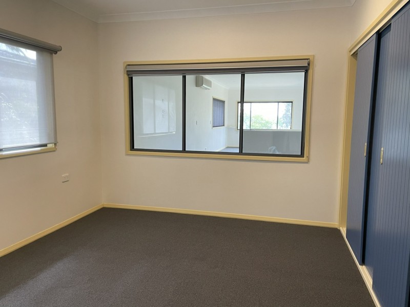 19 Trelawney Street, Killarney Vale NSW 2261