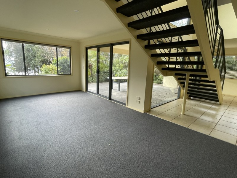 19 Trelawney Street, Killarney Vale NSW 2261