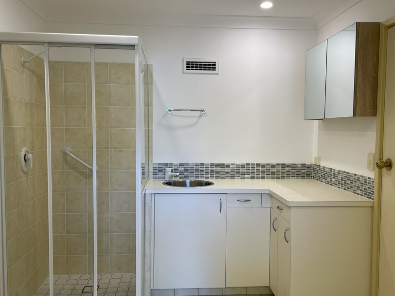 19 Trelawney Street, Killarney Vale NSW 2261