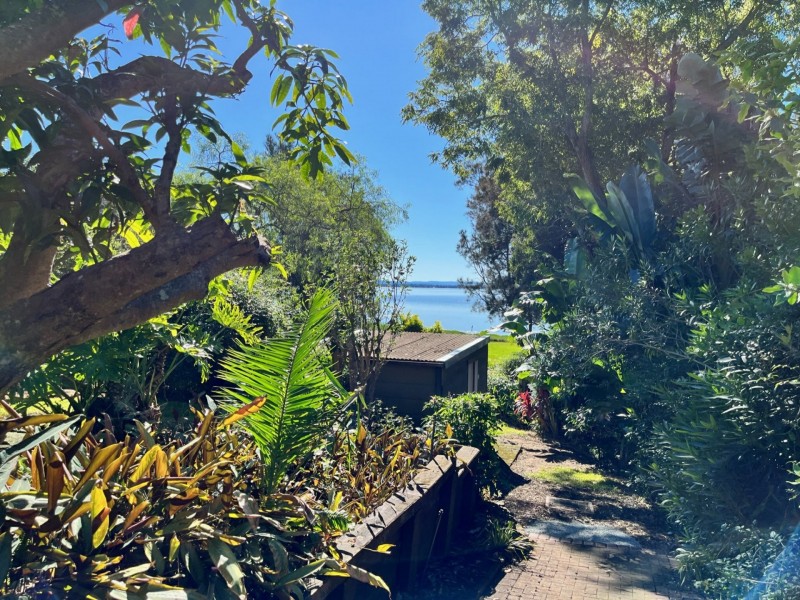 19 Trelawney Street, Killarney Vale NSW 2261