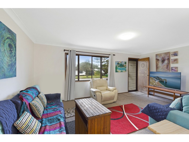 1 Lillian Street, Noraville NSW 2263