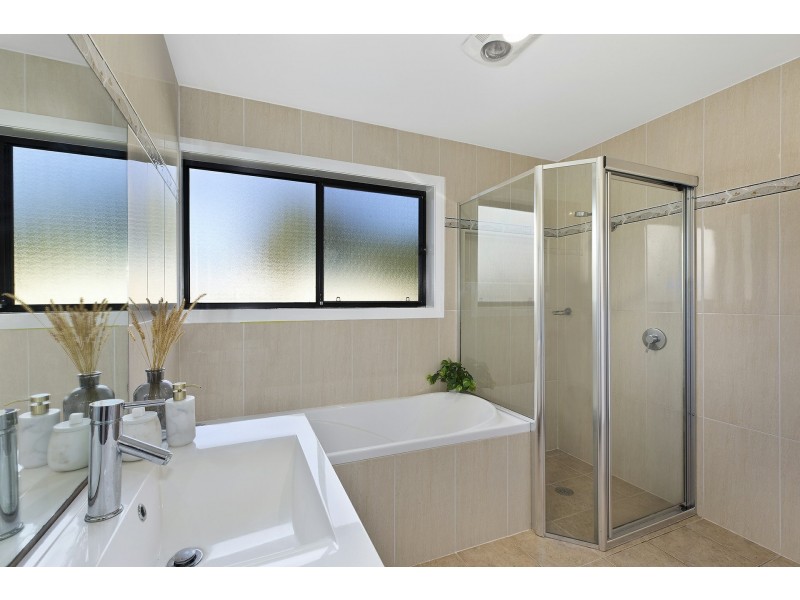9a McLean Street, Killarney Vale NSW 2261