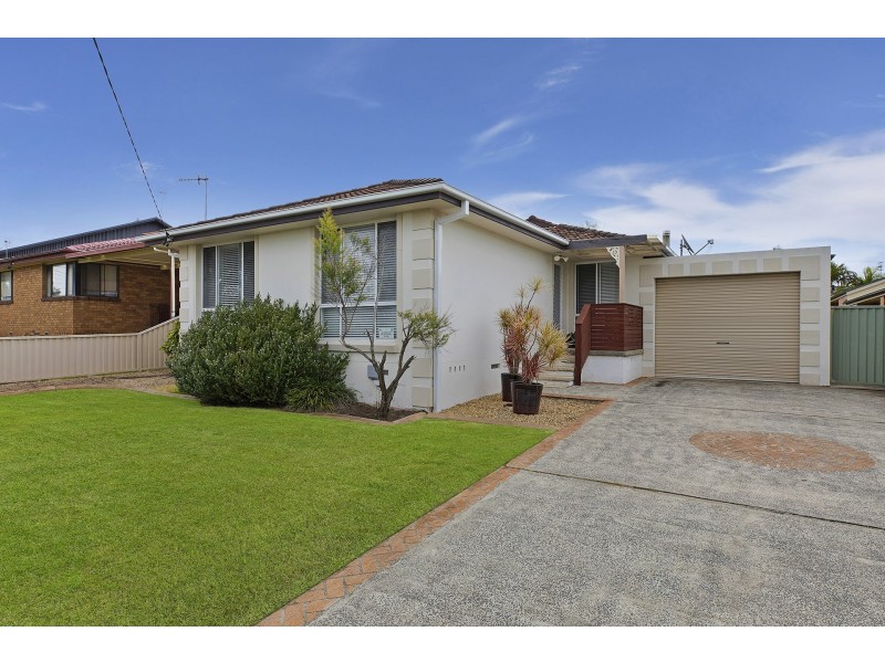 81 Hume Boulevard, Killarney Vale NSW 2261
